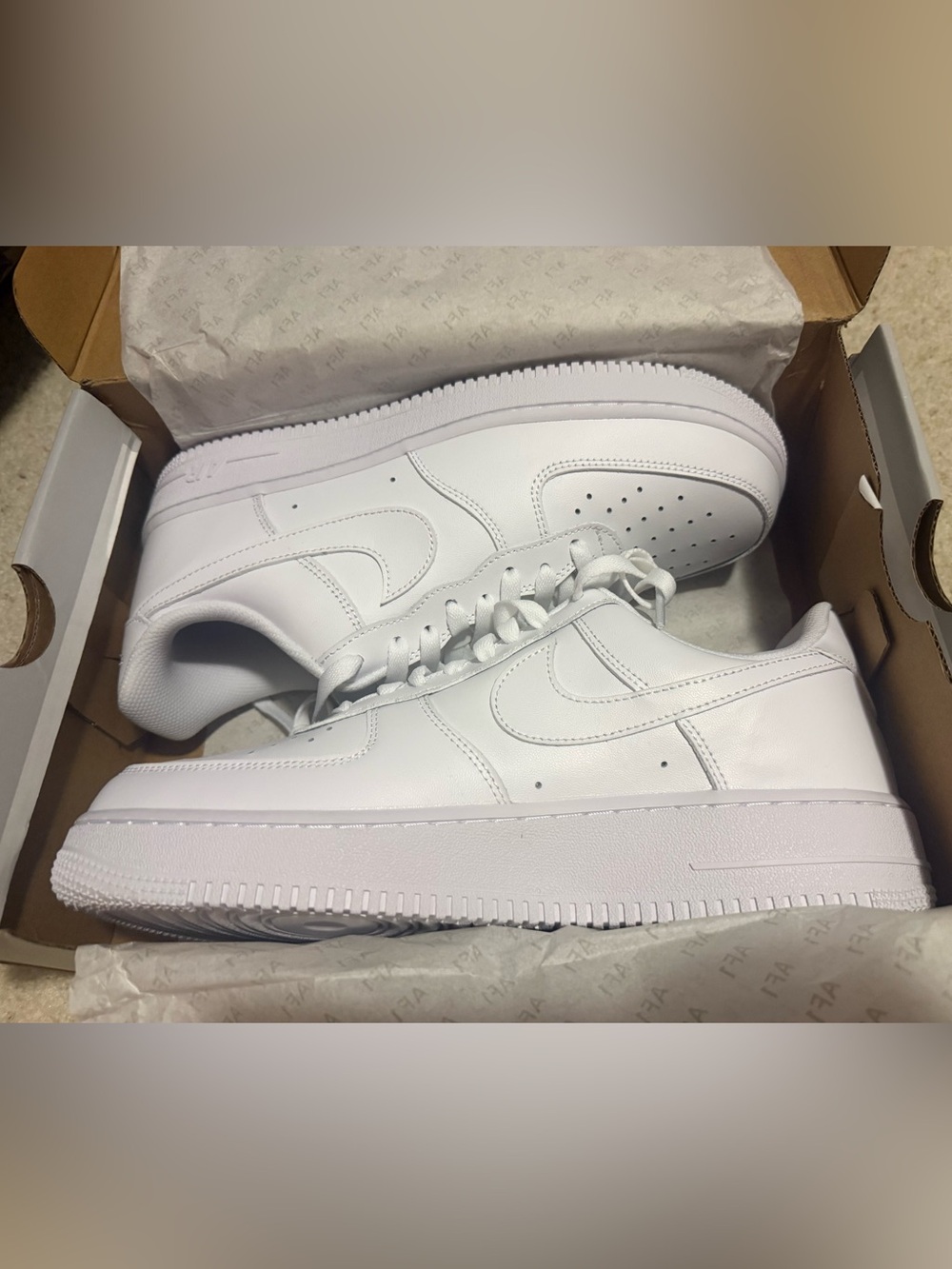 Nike Air Force 1 ’07 Triple White Men’s Size 11 NEW w/ Box